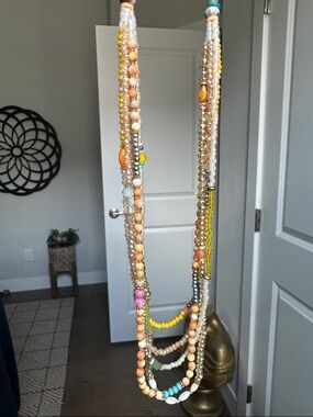 LIZOU Classic Collection Multicolor Stone & Crystal Layered Necklace